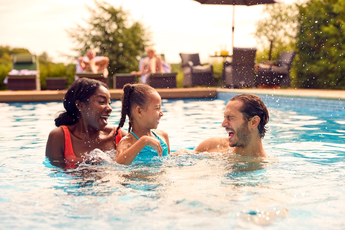 Freibad-Knigge im Bodenseekreis – So verhältst du dich respe